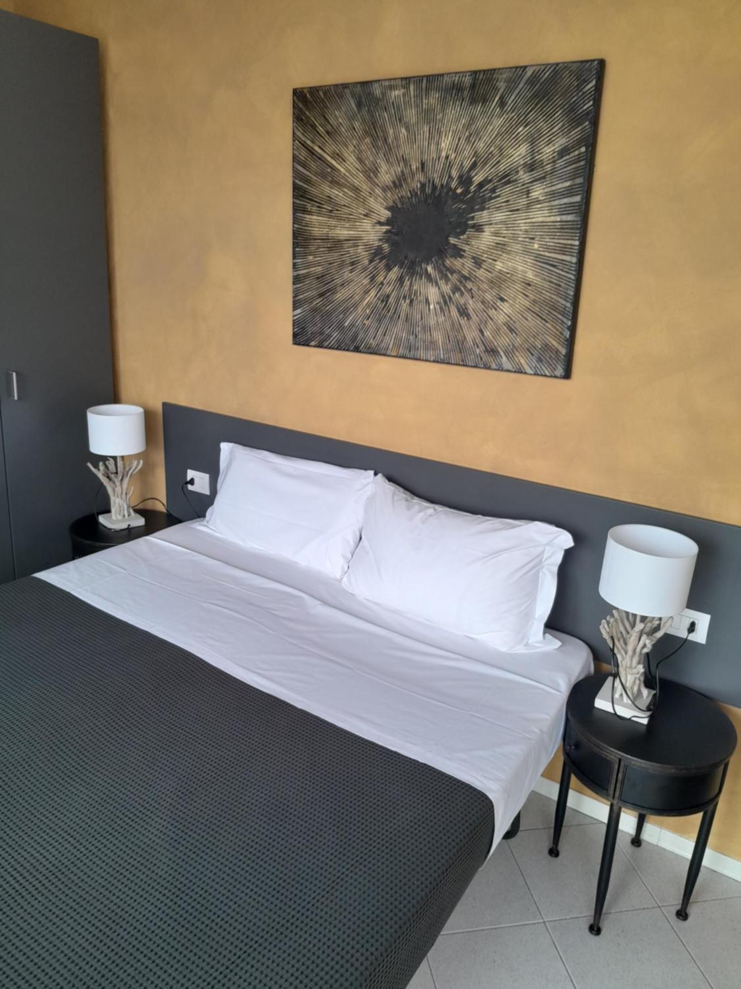 Gerenzano Apartments Kültér fotó